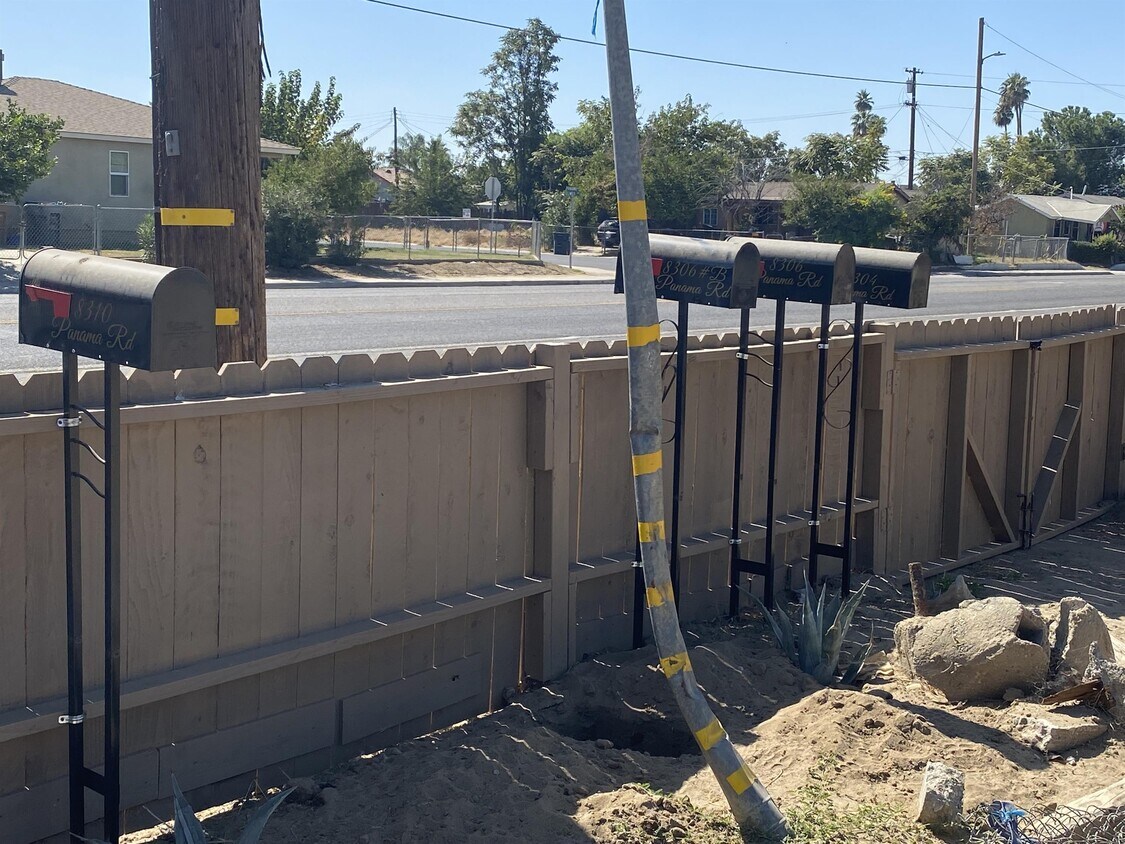 8310 Panama Rd, Lamont, CA 93241 House Rental in Lamont, CA