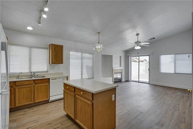 Foto del edificio - 10046 Catseye Cove Ct