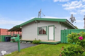 Building Photo - 235 kelvin St