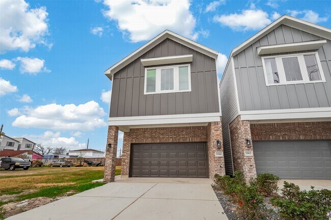 Foto del edificio - 1504 Hussion St