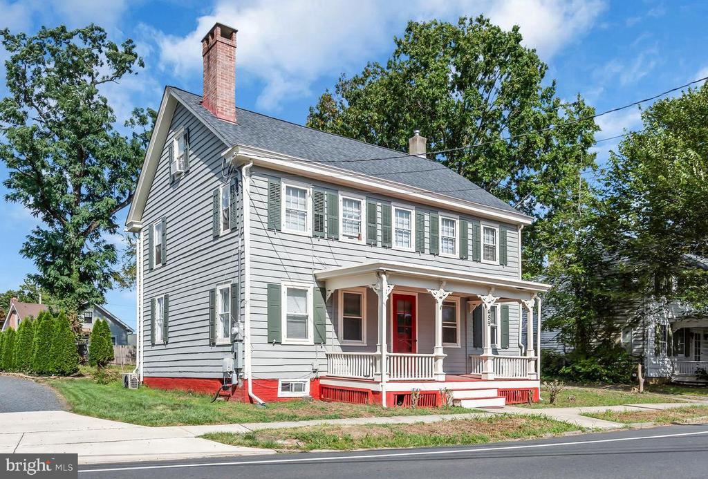 Foto principal - 459 Main St