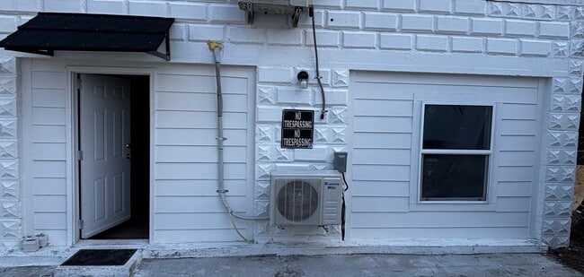 Foto del edificio - 26 Kingwood Gardens Dr