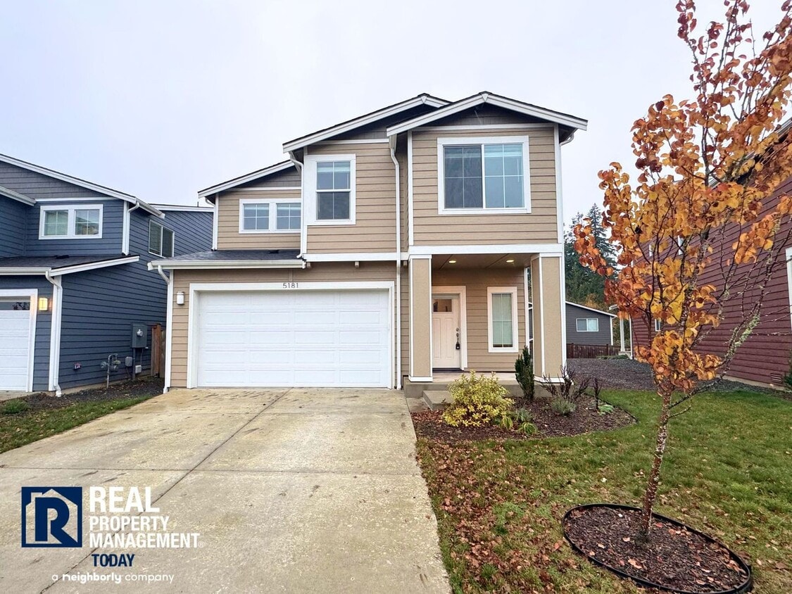 Primary Photo - Stunning 5 Bedroom! Great Location!