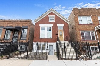 Building Photo - 2108 S Homan Ave