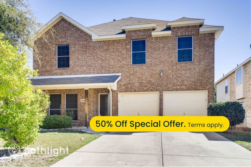 Foto principal - 3244 Silver Creek Dr
