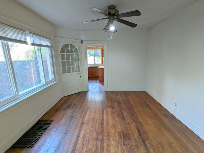 Foto del edificio - 2 Bedroom 1.5 Bathroom Single Family Home ...