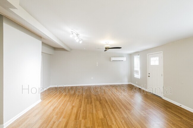 Foto del edificio - 5265 Cumberland Way SW
