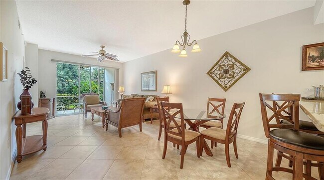 Foto del edificio - 4655 Tower Hill Ln