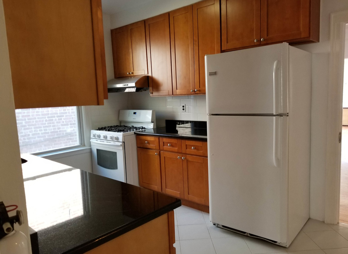 Kitchen - 33-46 28th St