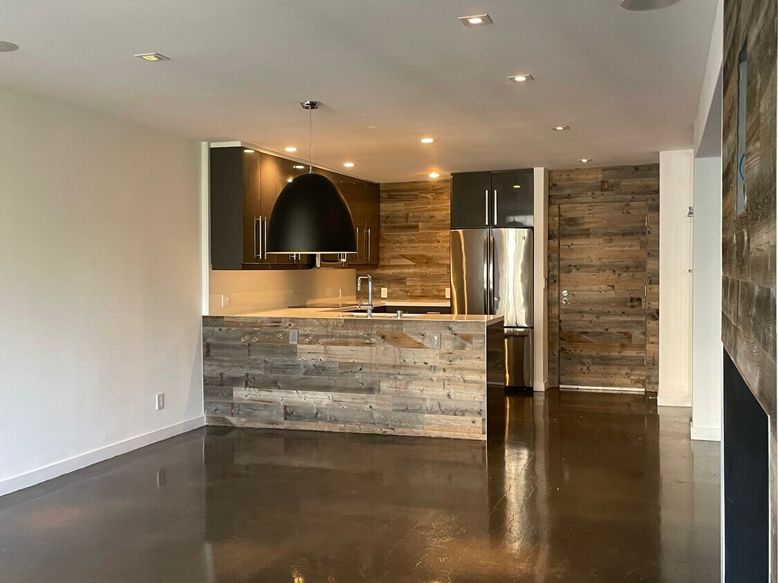 Living Room/Kitchen - 11645 Montana Ave