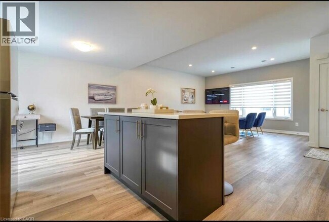 Photo du bâtiment - 4263 FOURTH Avenue Unit# 721