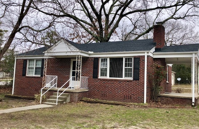 Building Photo - 144 Pineview Rd