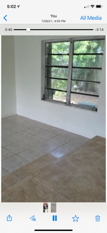 Building Photo - 1212 NE 136th Terrace