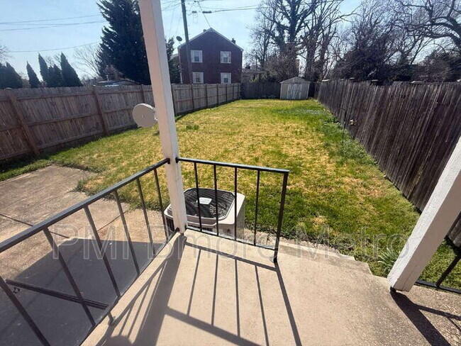 Building Photo - 3609 Woodlea Ave