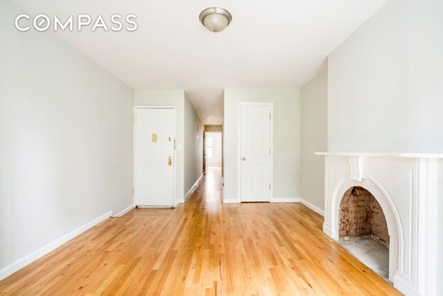 Foto del edificio - 856 8th Ave