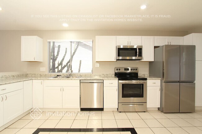 Building Photo - 14209 N 20th Way