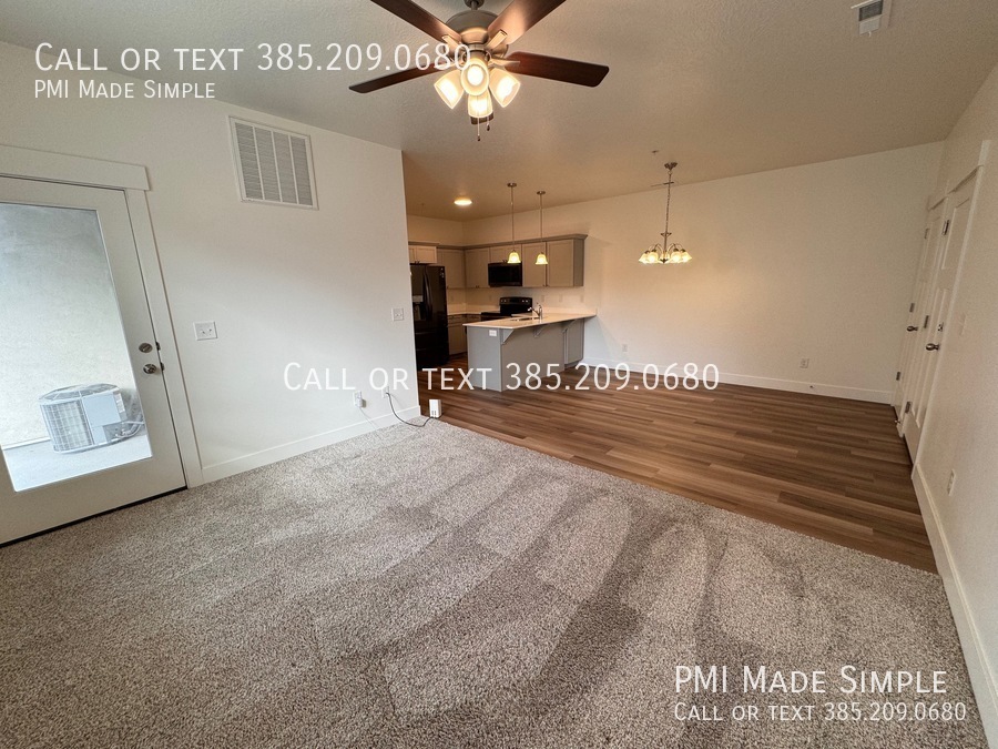 Foto principal - Modern 3-Bedroom Condo in Lehi with Balcon...