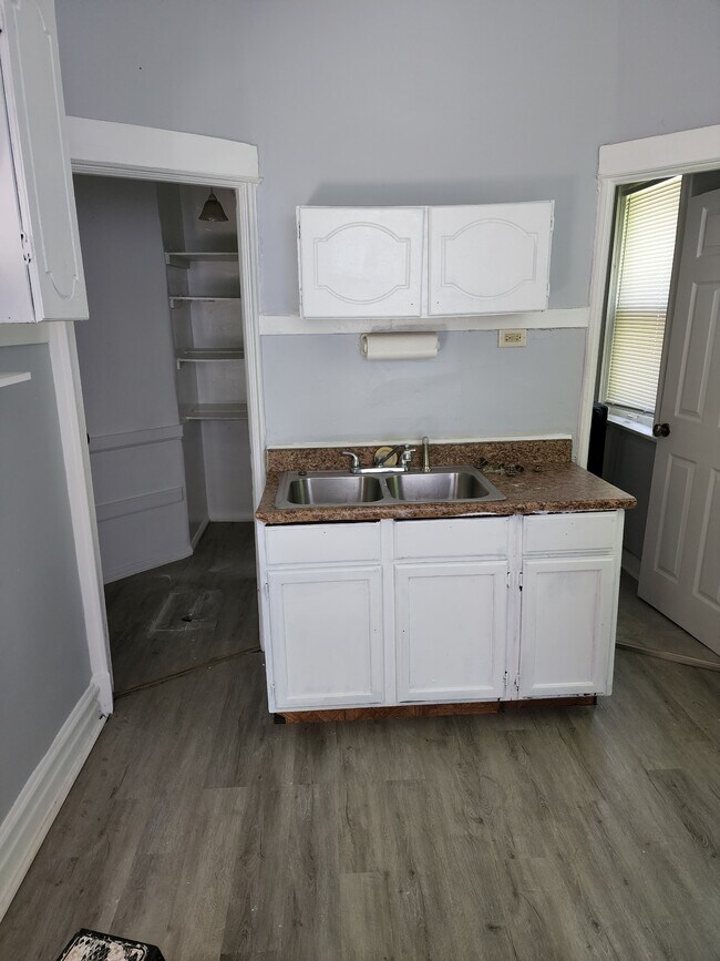 Foto del edificio - 6840 S Prairie Ave