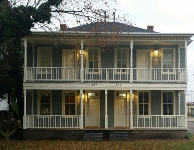 Foto del edificio - 259 Chautauqua Ave