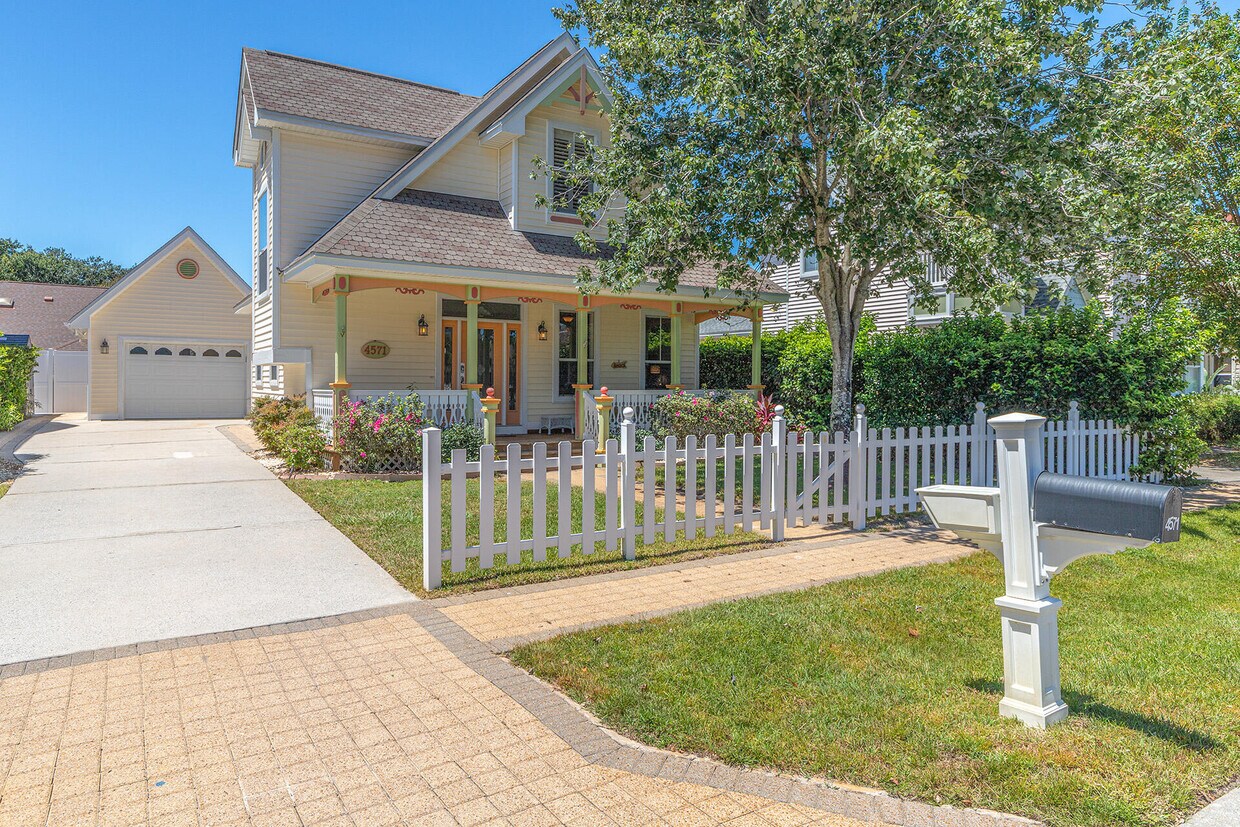 4571 Woodwind Dr, Destin, FL 32541 House for Rent in Destin, FL