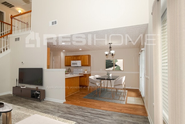 Building Photo - 155 Silver Fox Trail