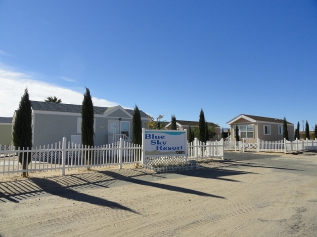 Building Photo - Blue Sky Resort