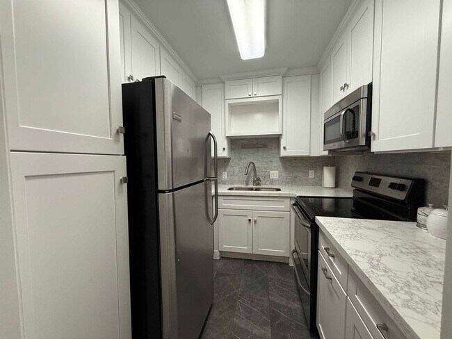 Building Photo - 2601 Bellefontaine St