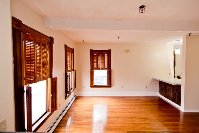 Foto del edificio - 129 Green St