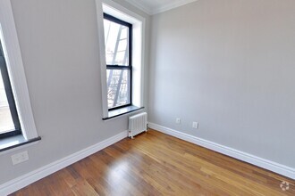 Building Photo - 722 Tenth Avenue