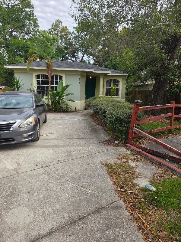 Building Photo - 9713 Commerce St