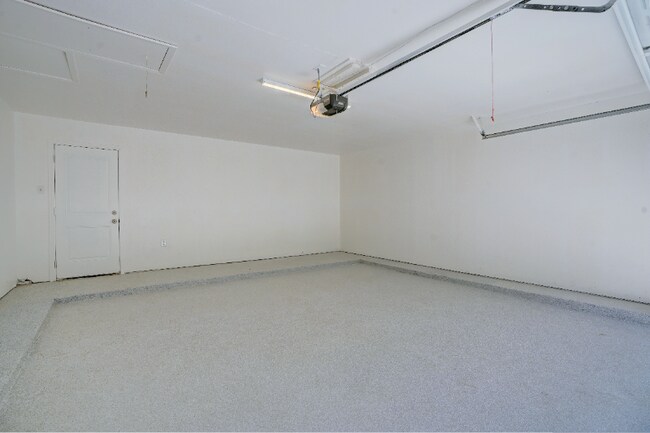 Foto del edificio - 4811 Holly Ln S