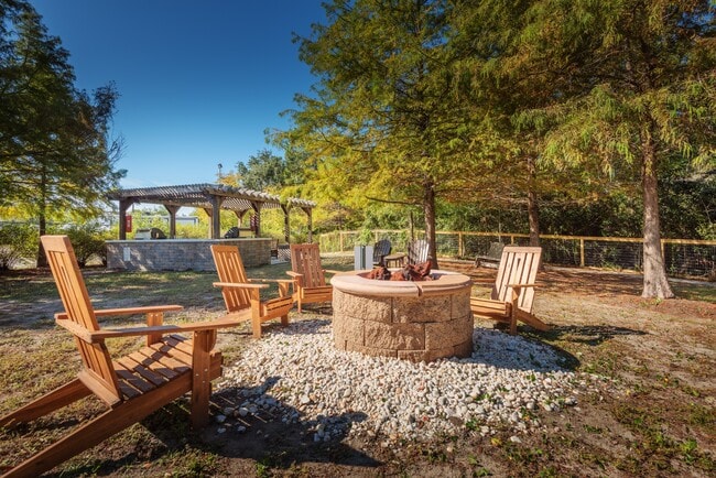 Building Photo - Cypress Pond @ Porters Neck