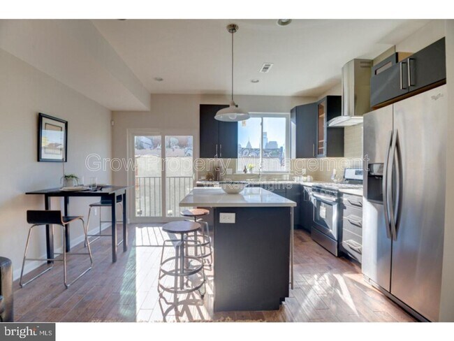 Foto del edificio - 1416 Parrish St