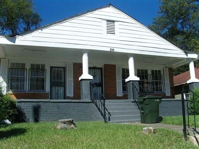 Building Photo - 234 Wayne St