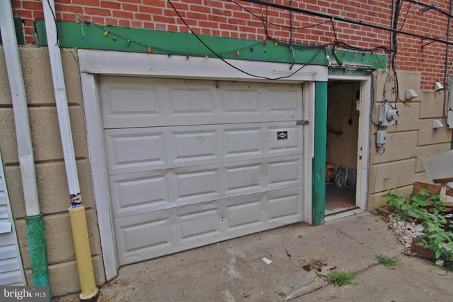 Building Photo - 5244 Marwood Rd