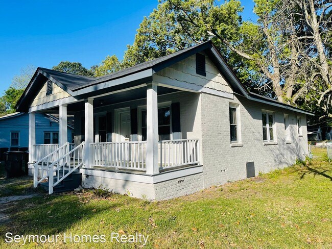 Foto del edificio - 3 br, 1 bath House - 713 Rudolph Street