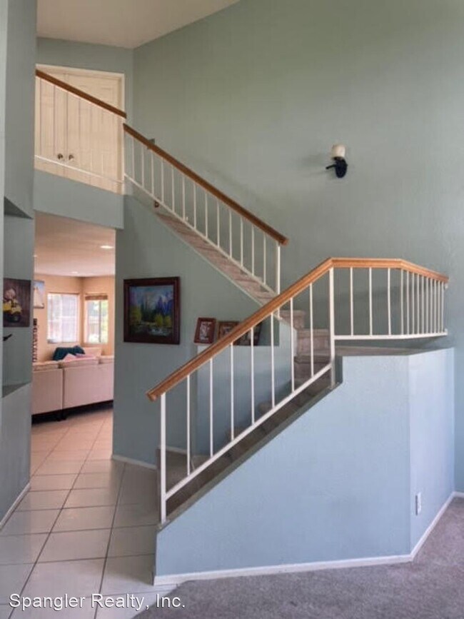 Building Photo - 4 br, 3 bath House - 1214 Rocky Point Way