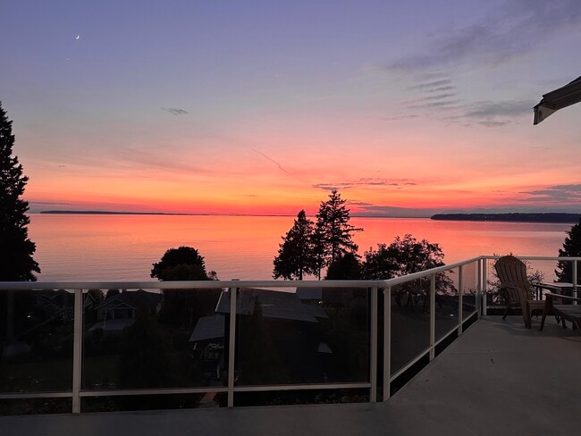 Building Photo - 5913 Normar Pl