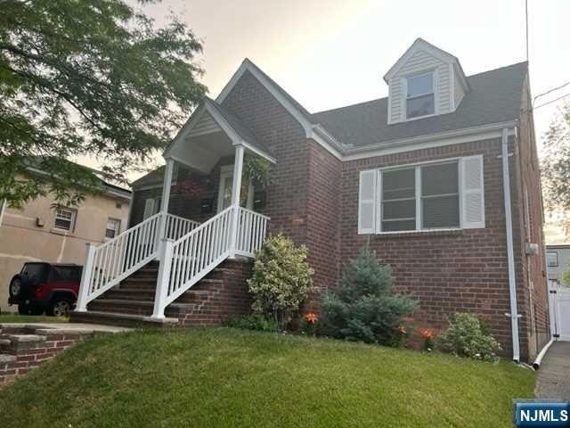 Photo - 85 Burns Ave House