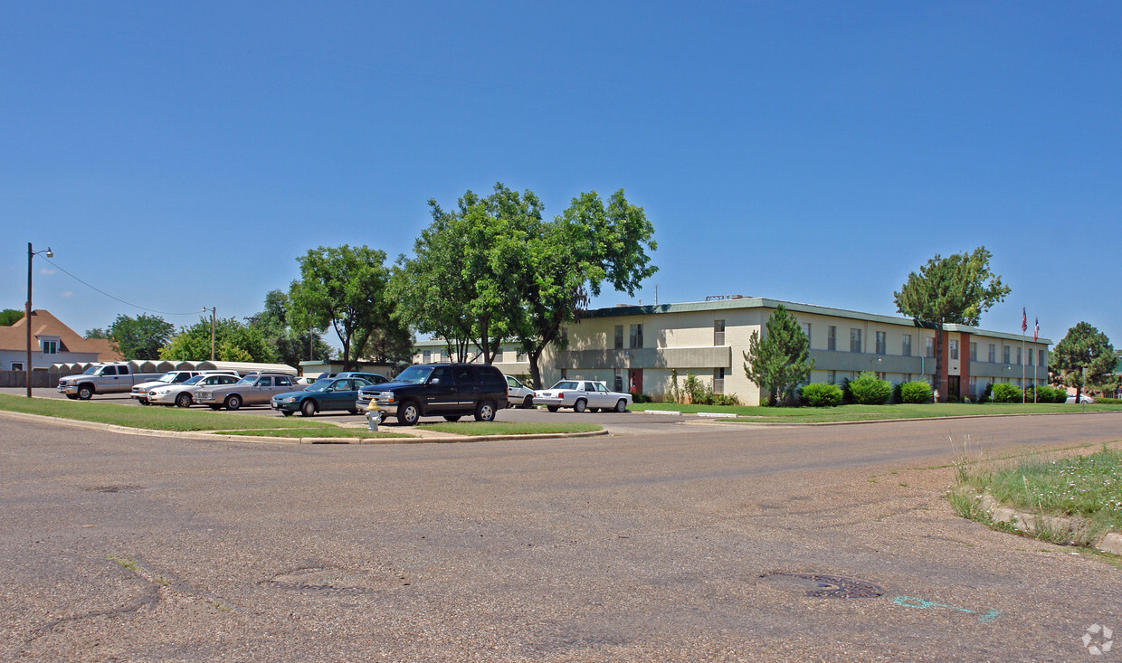 Building Photo - Christian Manor Apartments