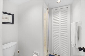 Building Photo - 10044 S Ocean Dr