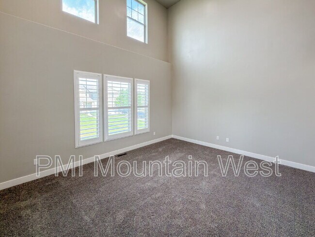 Foto del edificio - 1424 S Mountain View Ct