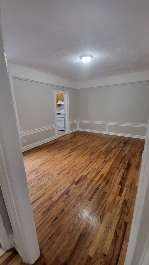 Foto principal - 5002 Snyder Ave
