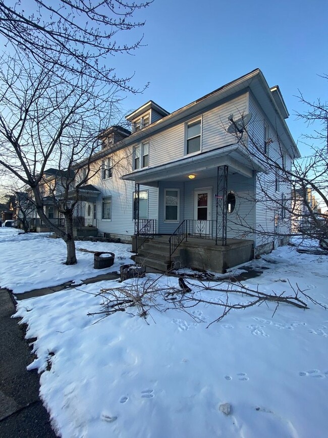 Building Photo - 4121/4123 7th Avenue