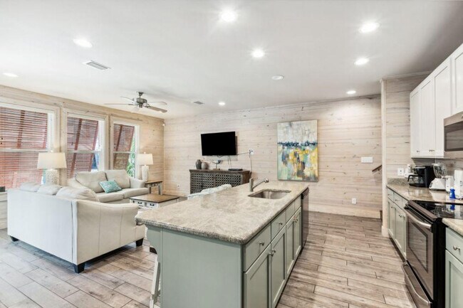 Foto del edificio - 487 E 1st Ave