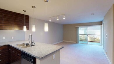 Interior Photo - CitySouth