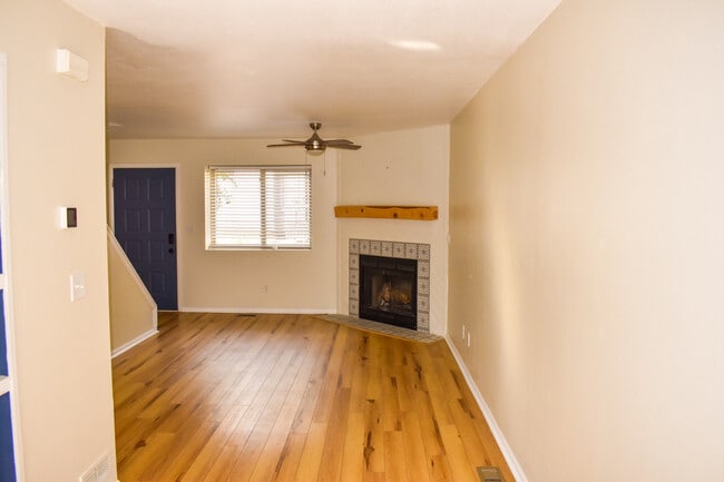 Building Photo - 1426 Territory Trail
