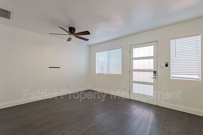 Foto del edificio - 1421 E Roosevelt St