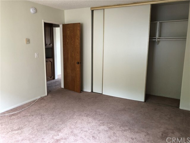 Foto del edificio - 1107 W 9th St