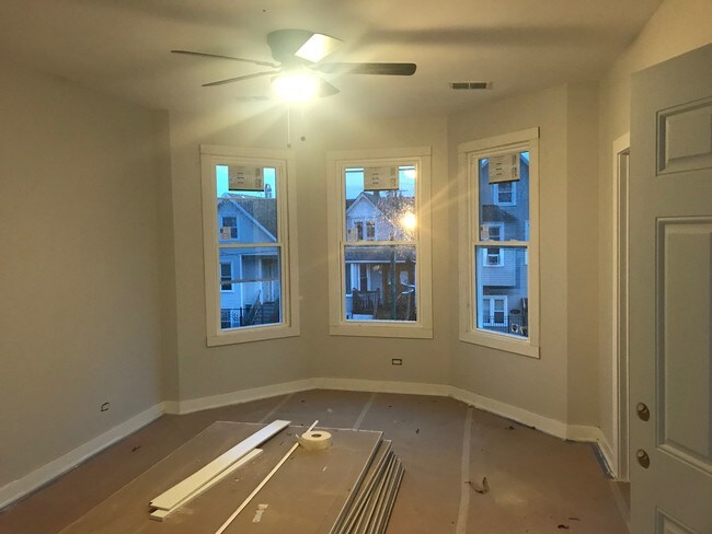 Building Photo - 3536 W Wolfram St
